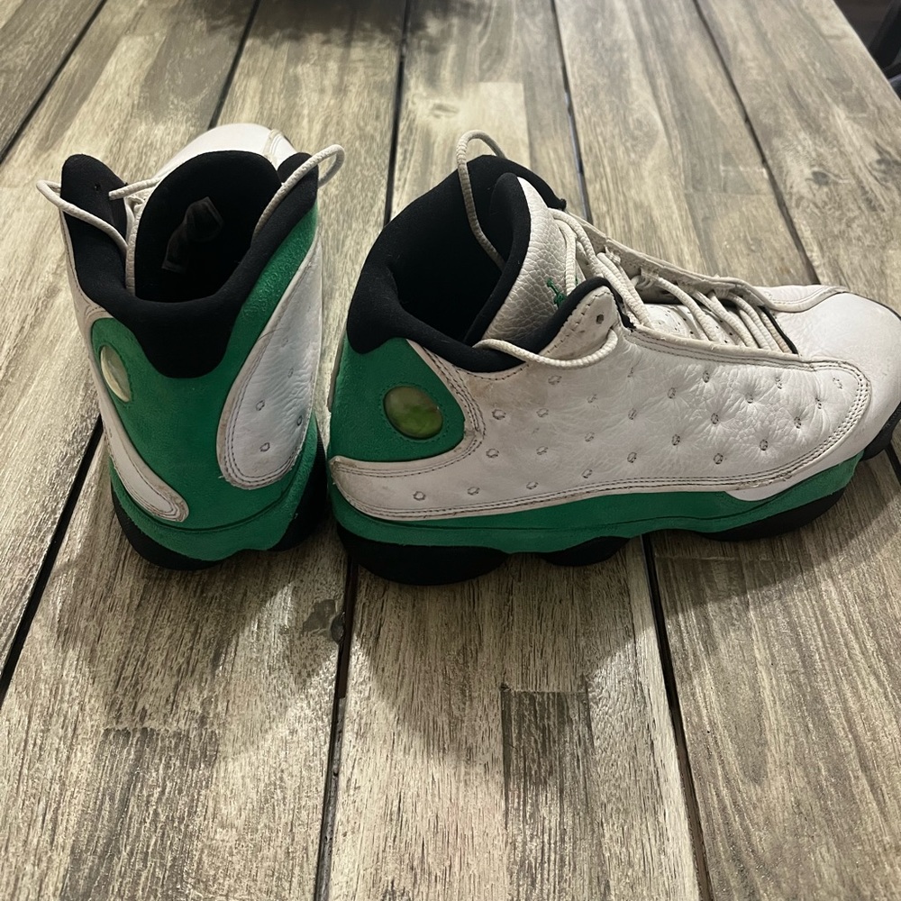 Air Jordan 13 retro Lucky Green size 10 sneaker shoes